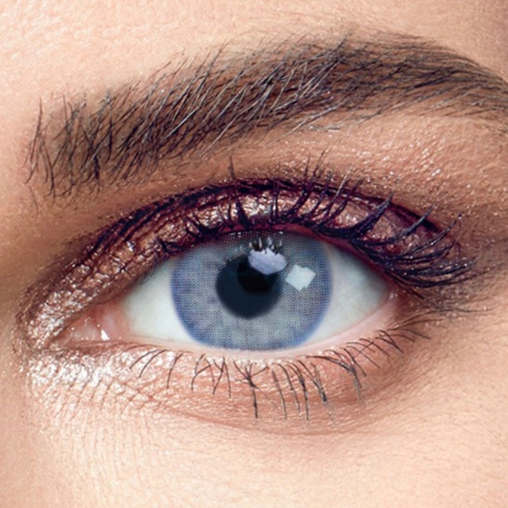 New addict Blue (gorgeous blue) for stunning eyes